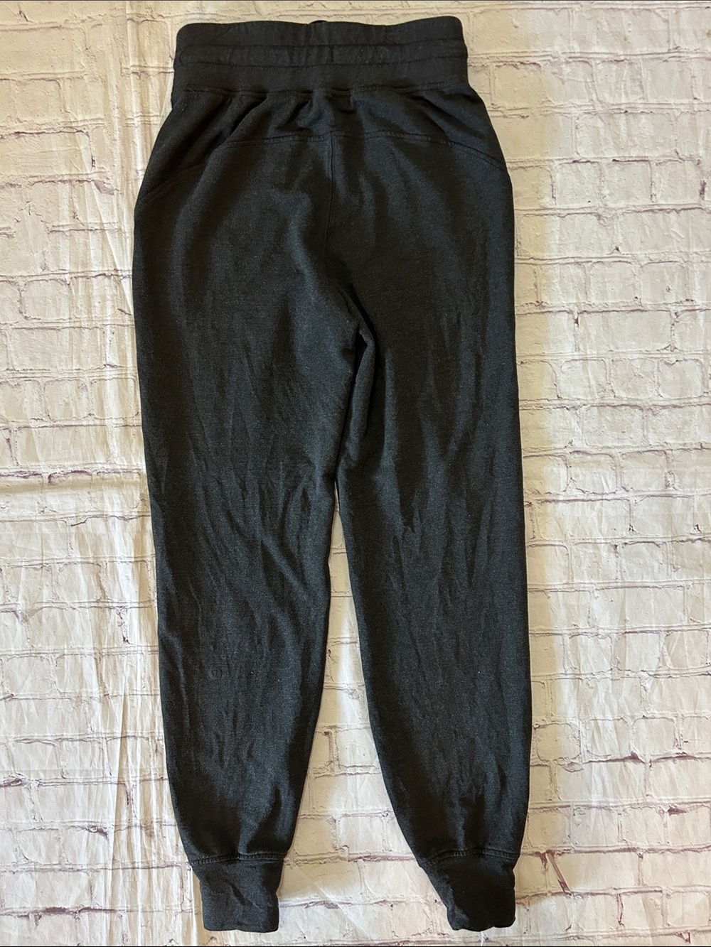 Lululemon Ready to Fleece High-Rise Jogger Sweat-pant Heathered Black Size 2 XS - Picture 6 of 6